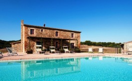 Villas Tuscany pool - Charming Villas in Tuscany for Rent -