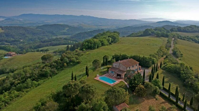 Stunning Villas in Tuscany featuring private pools.